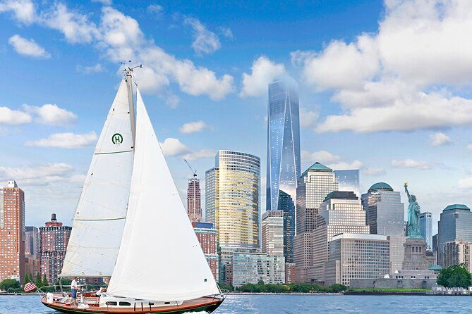 1-hour-private-charter-in-new-york-harbor-for-up-to-6-people