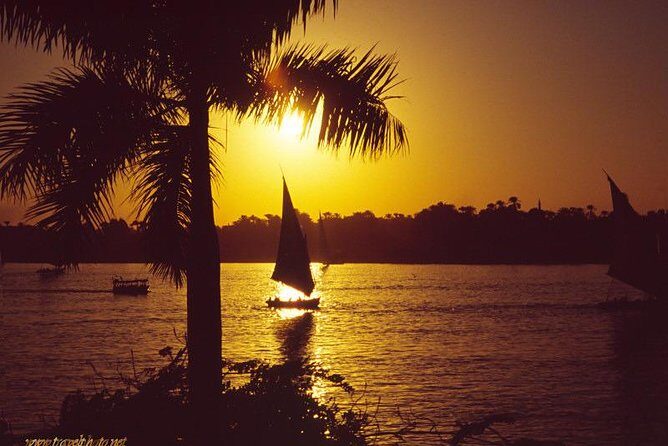 1-Hour Private Felucca on the Nile River With Lunch - Key Points