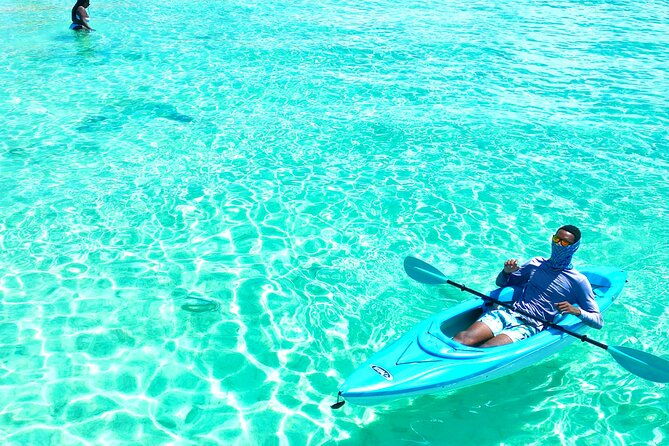 1-hour-private-kayak-rental-in-grand-turk