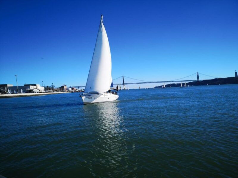 1-hour-private-lisbon-sailing-tour-with-wine-and-history