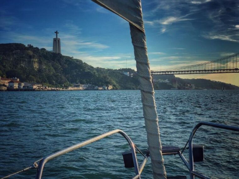 1-hour-private-lisbon-sailing-tour-with-wine-and-history