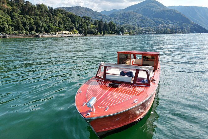 1-hour-private-wooden-boat-tour-on-lake-como-10-pax