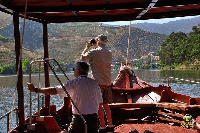 1-hour-rabelo-boat-trip-in-pinhao