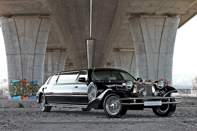 1-hour-ride-in-vintage-limousine
