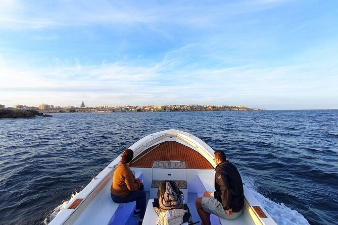 1-hour-sea-caves-and-boat-tour-in-ortigia-syracuse