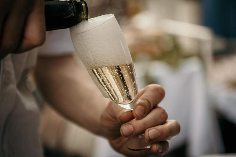 1-hour-sightseeing-boat-cruise-through-historic-center