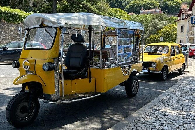 1-hour-sightseeing-tour-in-sintra-with-tuktuk