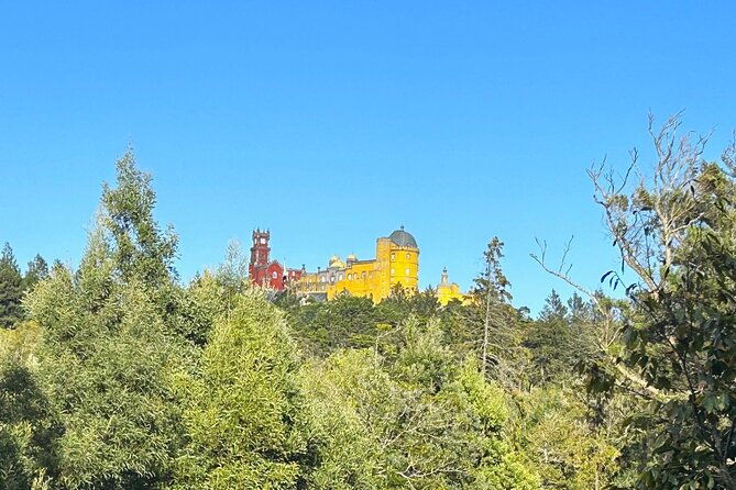 1-hour-sightseeing-tour-in-sintra-with-tuktuk