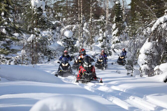 1-hour-snowmobile-safari-adventure-in-rovaniemi-4