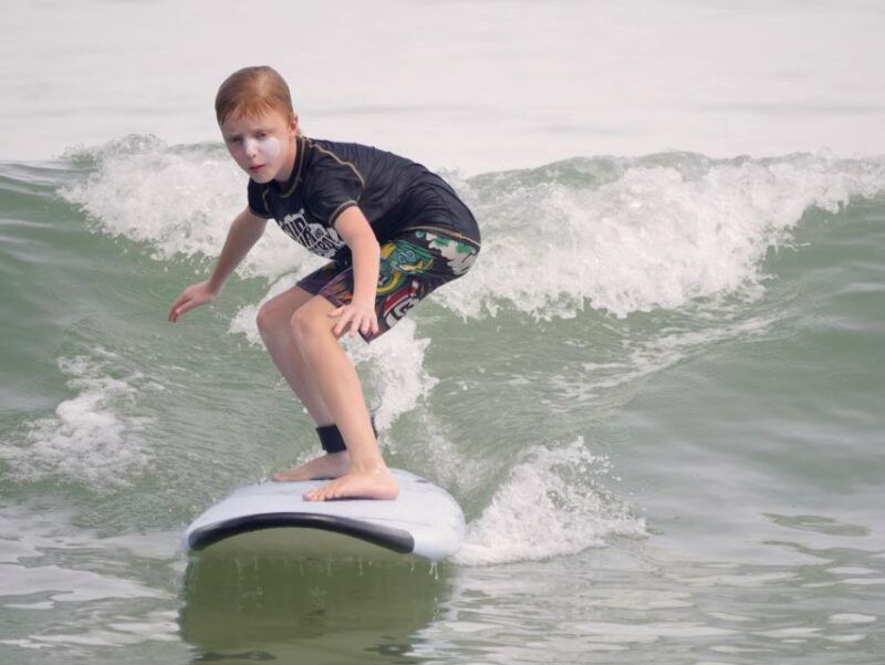 1-hour-surf-lesson-for-kids-in-phuket