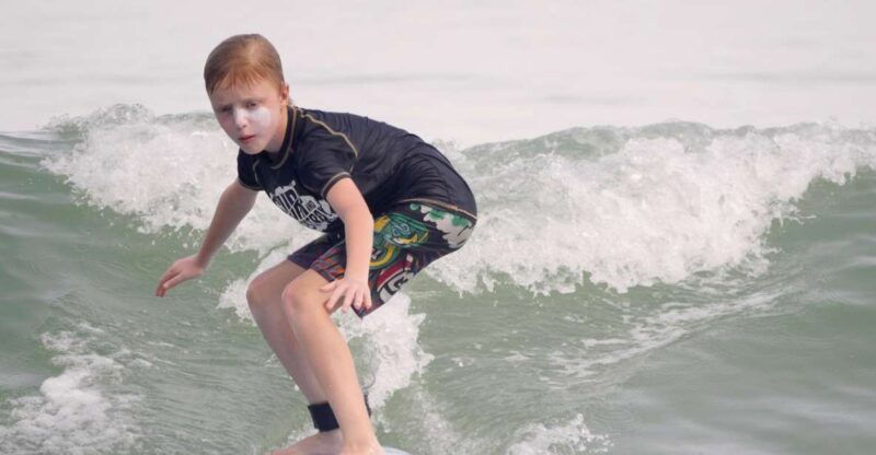 1-hour-surf-lesson-for-kids-in-phuket