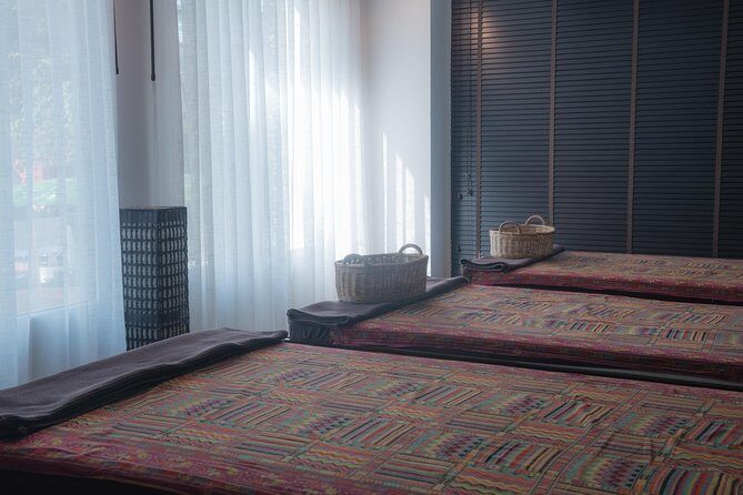 1 Hour The Home 5 Steps Facial Beauty with Four Optional - Free Transportation - Practical Details & Considerations