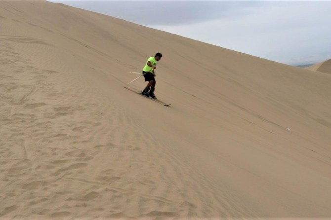 1-hour-tour-in-a-polaris-vehicle-huacachina-desert