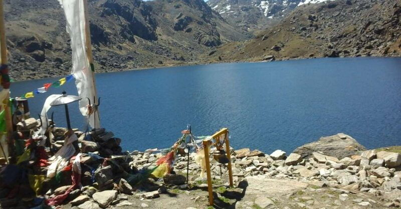 1-month-silent-retreats-in-gosaikunda