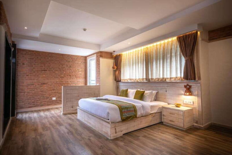 1-month-yoga-meditation-retreat-the-trek-nepal