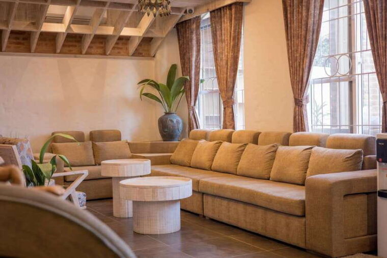 1-month-yoga-meditation-retreat-the-trek-nepal