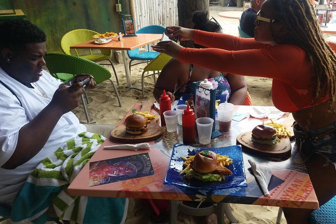 1-negril-private-airport-transfer-to-from-hotels-accommodations