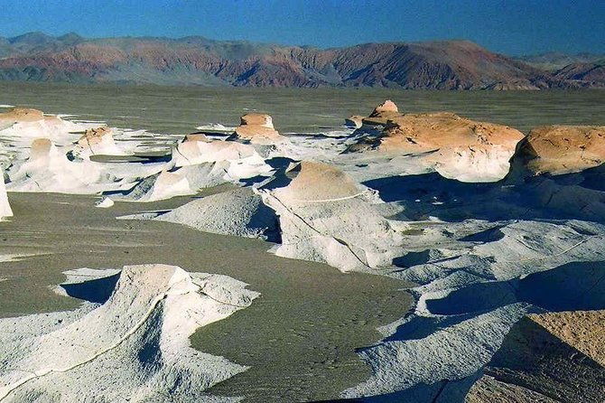 1-or-2-day-excursion-to-the-hot-springs-of-fiambala-pomez-stone-field