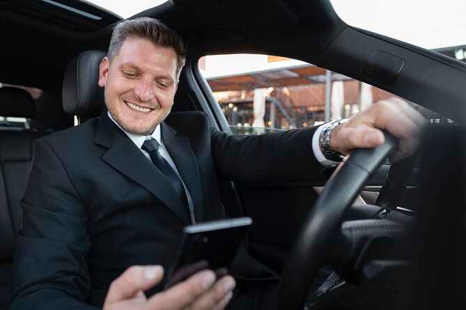 1-to-8-people-private-transfer-from-dublin-airport-to-city-centre-2