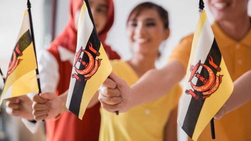 10-day-borneo-adventure-kuching-to-brunei-and-sabah