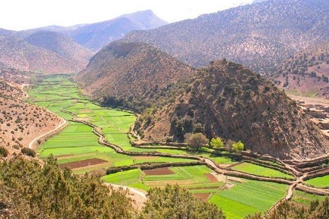 10 Day Classic Tour - Casablanca > Casablanca - The Historic Kasbahs and Marrakech