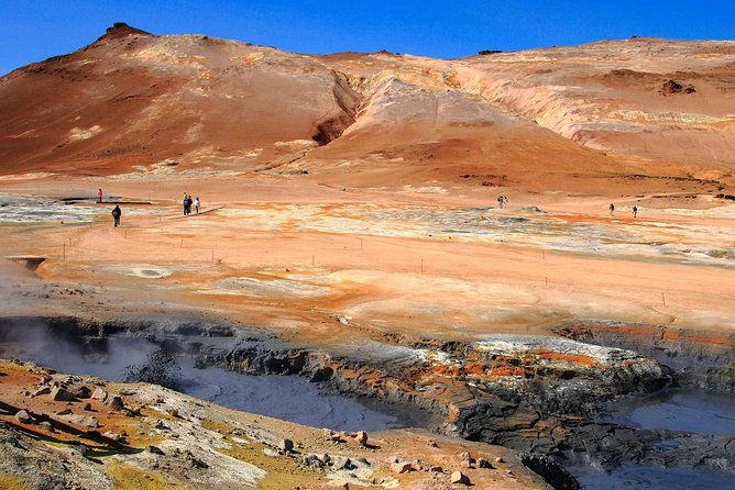 10-day-iceland-with-reykjavik-golden-circle-akureyri-blue-lagoon-south-snaefells