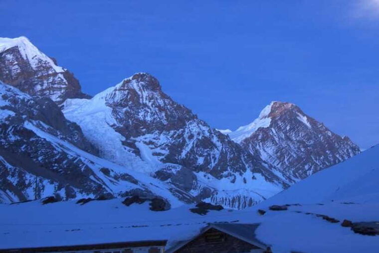 10-days-annapurna-circuit-trekking