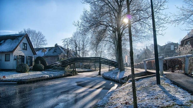10-Hour Day Tour to Zaanse Schans and Giethoorn - Frequently Asked Questions