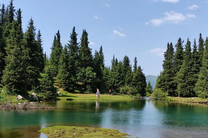 10-Hour Private SUV Tour Along the Grigorievsky and Semenovsky Gorges - Transportation and Group Size