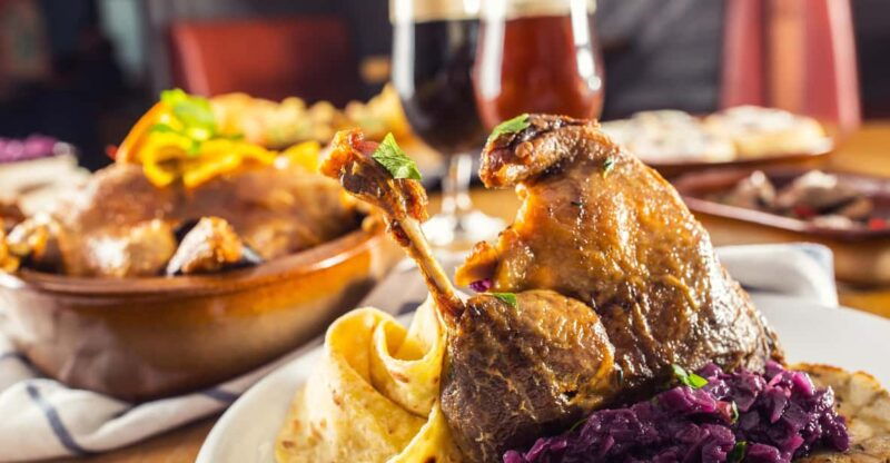 1000-years-of-history-evening-walking-foodie-tour