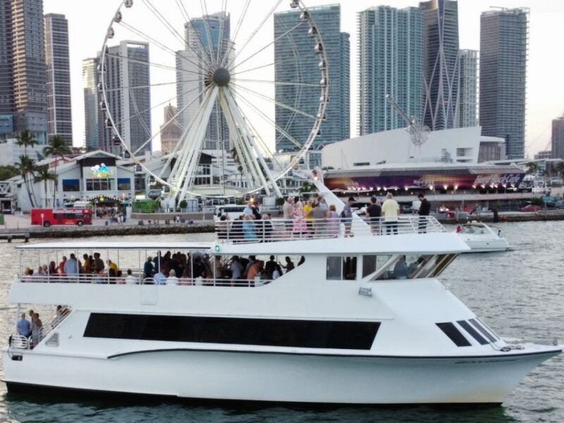 100ft-200-passenger-3-story-mega-yacht-w-open-bar-at-bayside-2