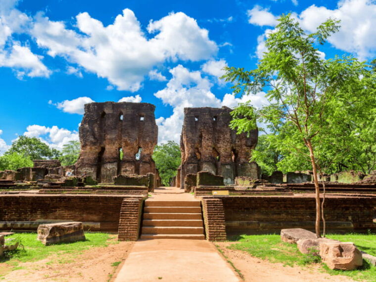11-days-sri-lanka-tour-with-private-chauffeur-vehicle