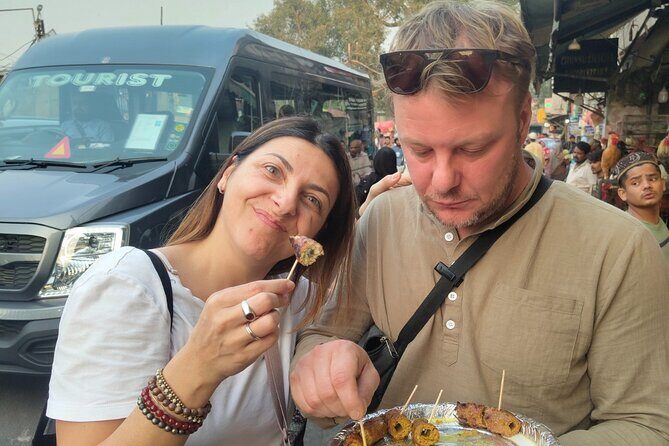 11 Street Foods of Old Delhi ChandniChowk Market with Local Guide - FAQ