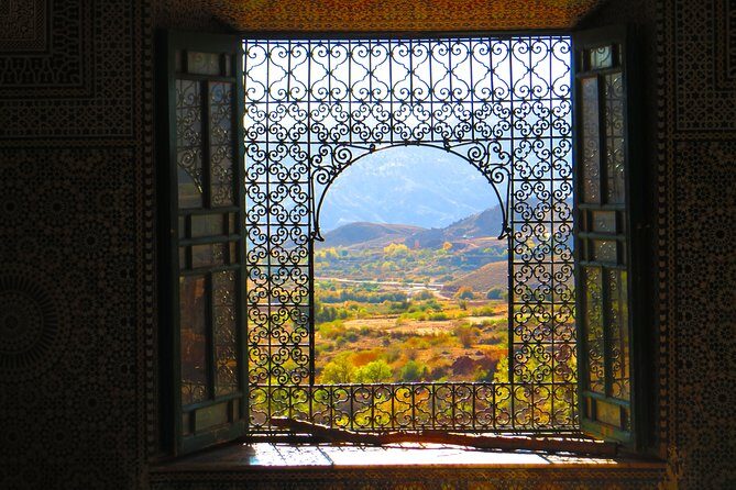 12 Days Private Tour in Morocco: Cities, Atlas and Desert - Sahara Sunrise, Rissani Market, and Gorges