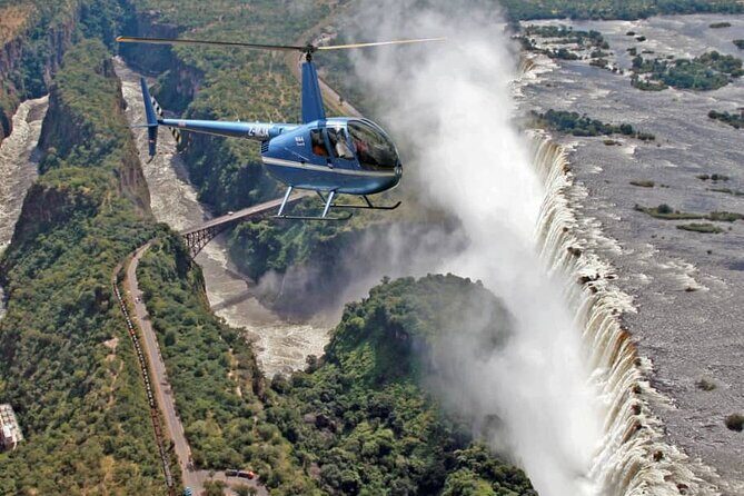 13-15 minutes Private Short Helicopter Flight - The Sum Up