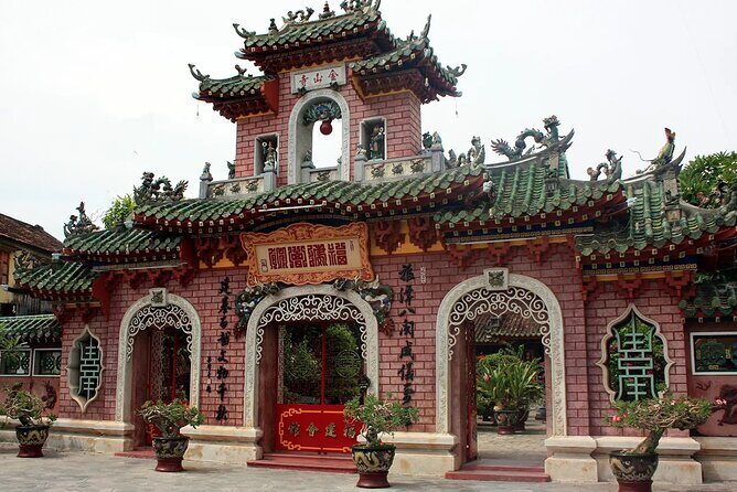 14 Days Classic Vietnam - A Private Tour from Hanoi to Saigon - Southern Vietnam: Saigon and the Mekong Delta