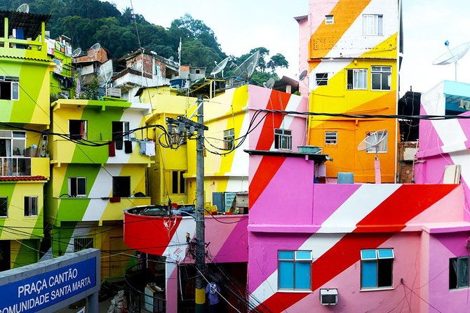 15-guided-tour-to-santa-marta-favela