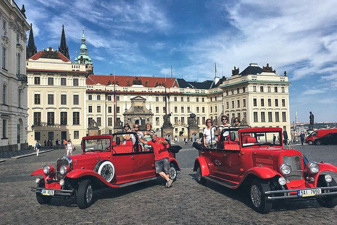 15-hour-oldtimer-convertible-prague-sightseeing-tour