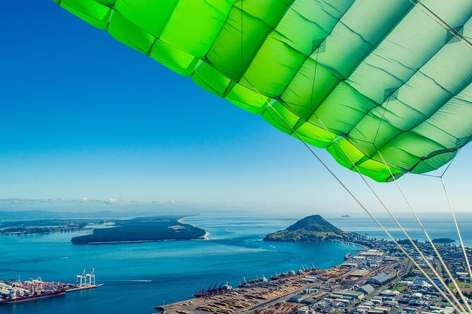 15,000ft Tandem Skydive in Bay of Plenty - The Experience Overview