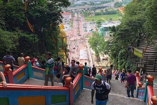 16 Hours Private Highlights Tour to Kuala Lumpur from Singapore - The Journey Begins: From Singapore to Kuala Lumpur