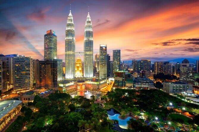 16 Hours Private Highlights Tour to Kuala Lumpur from Singapore - Thean Hou Temple: Architectural Beauty and Serenity