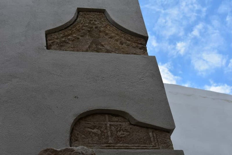 16th Century Mansion tour - Wine Bottle and Plateu Sunset! - Practical Details and Value