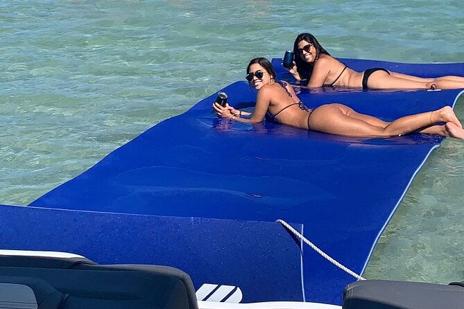 19-ft-boat-tour-around-the-miami-bay-2-or-4-hours-6-people
