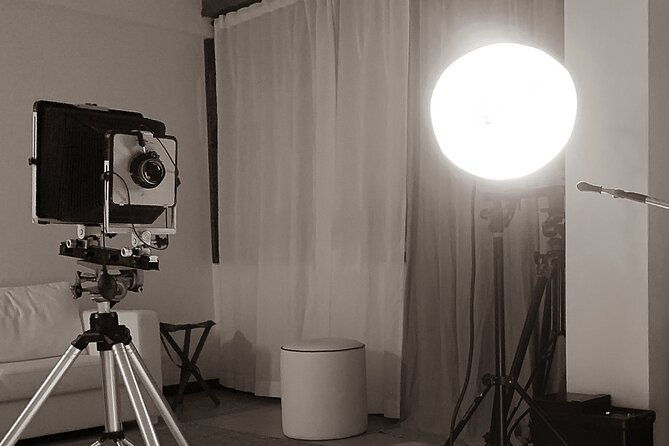 19th-century-metal-portrait-an-unique-experience-porto-portugal