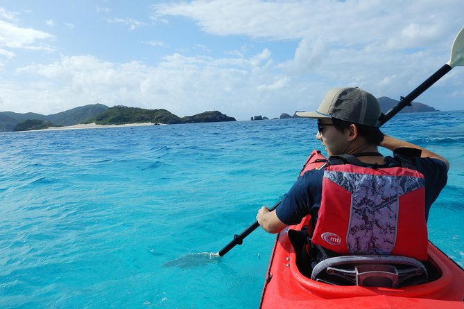 1day-kayak-tour-in-kerama-islands-and-zamami-island