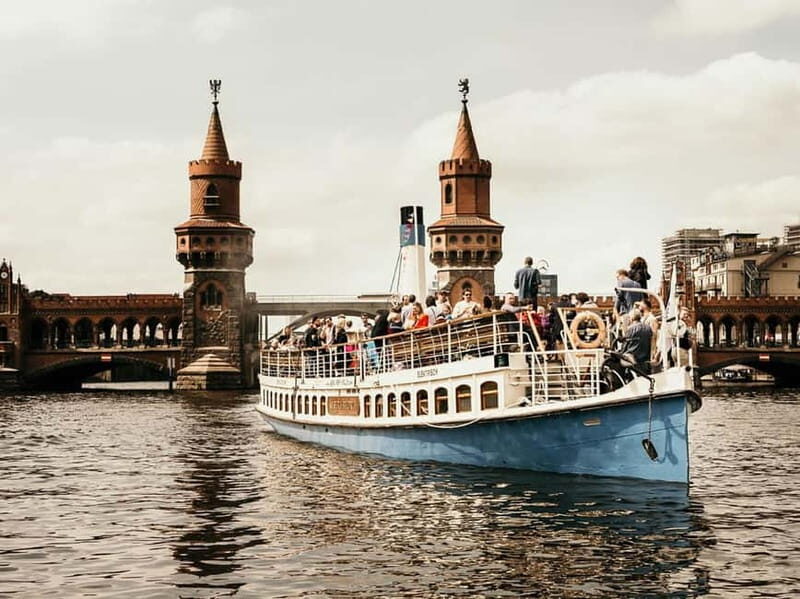 1h Berlin-Cruise with 140 year old electrified steamship - A Detailed Look at the 1-Hour Berlin Cruise