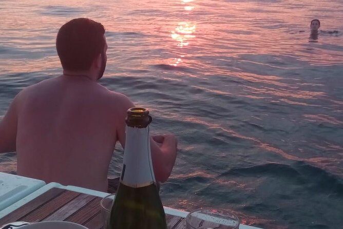 1h Refreshing Sailing Tour in Barcelona with Open Bar & Snacks - Why This Tour Is Worth It