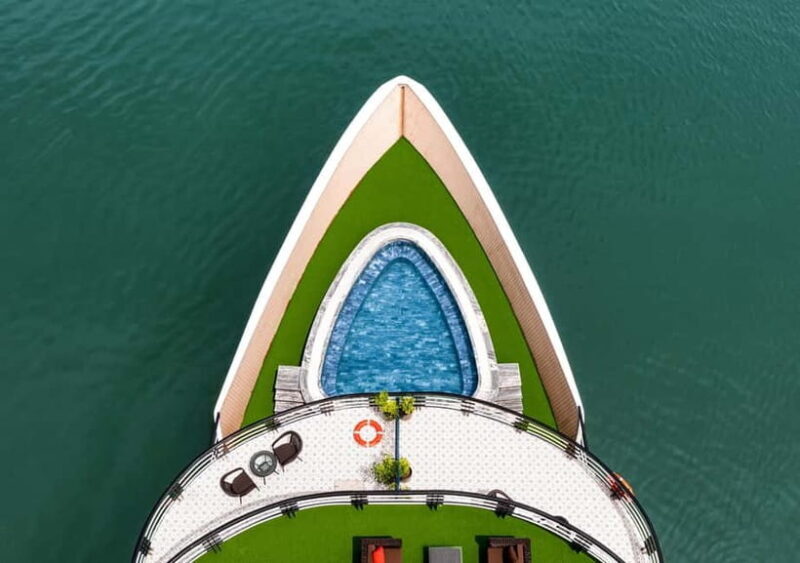 2/3-Day Halong & Lan Ha Bay Doris 5* Cruise balcony, bathtub - Introduction: A Luxurious Gateway to Lan Ha Bay