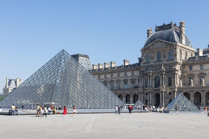 2-4-days-paris-golden-pass-with-hop-on-hop-off-seine-river-boat