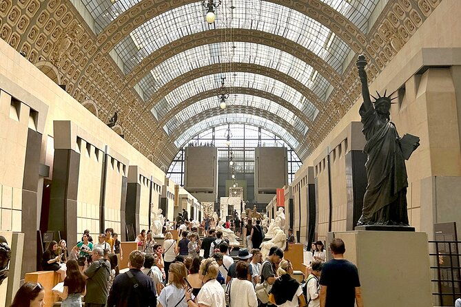 2-4-days-paris-golden-pass-with-hop-on-hop-off-seine-river-boat